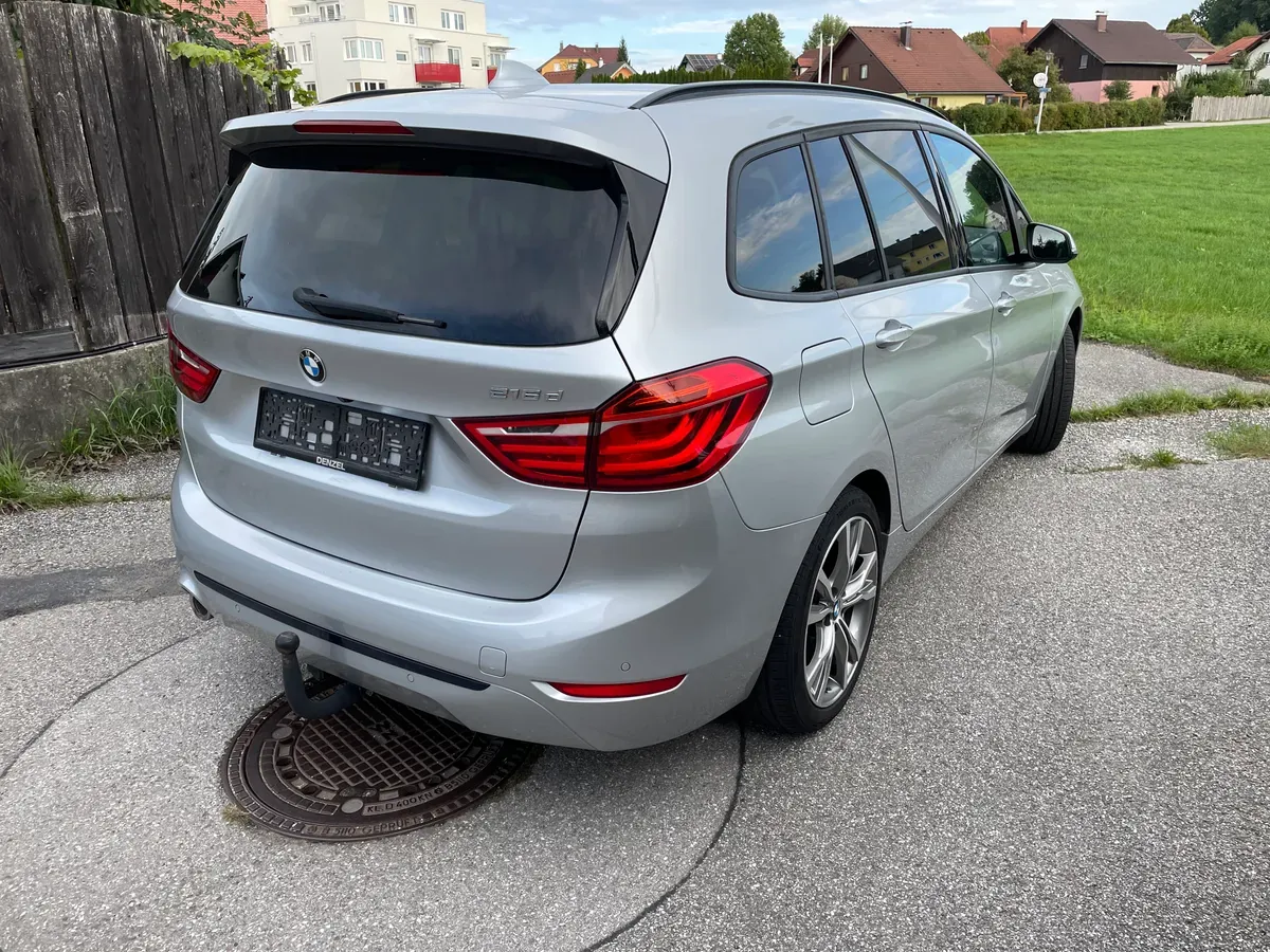 BMW 2 Series 2020 photo 3