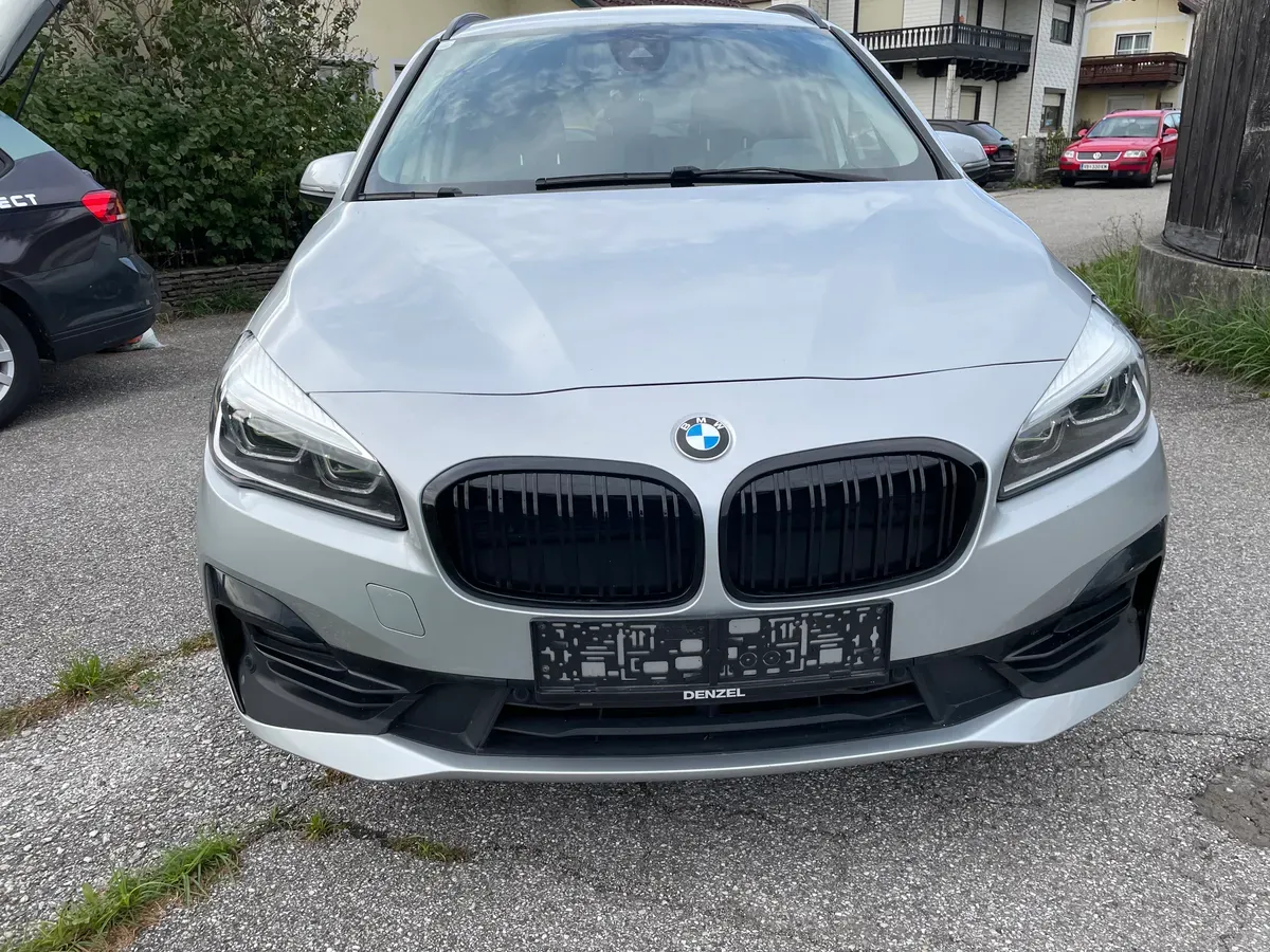 BMW 2 Series 2020 photo 2