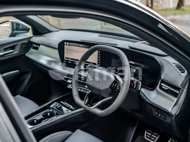 Audi Q3 2026 photo 2