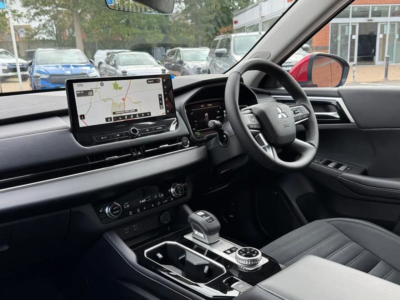 Mitsubishi Outlander 2026 photo 2