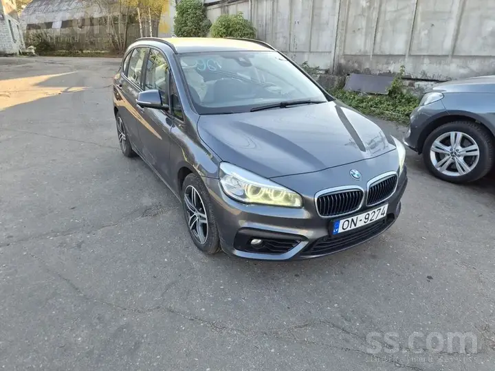 BMW 225Xe 2017 photo 2