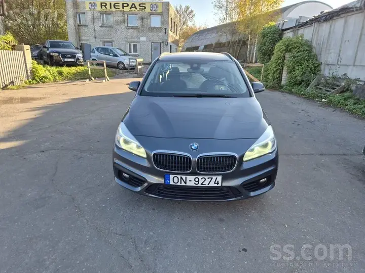 BMW 225Xe 2017 photo 3