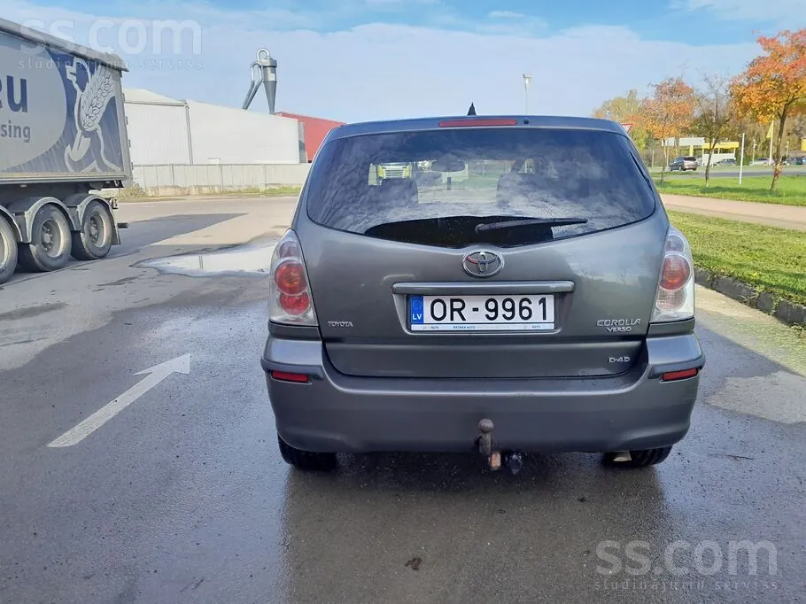 Toyota Corolla Verso 2006 photo 4