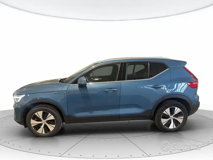 Volvo Xc40 2022 photo 2