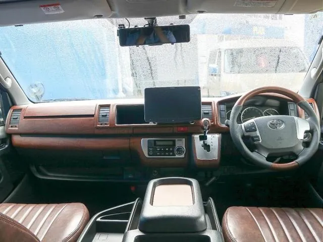 Toyota Hiace Wagon Gl 2015 photo 2