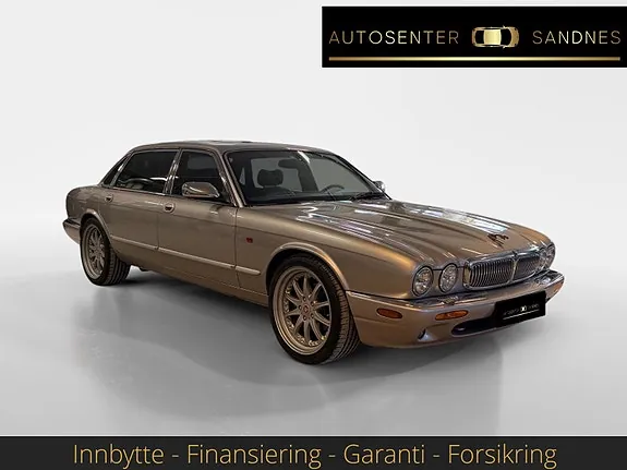 Jaguar Xj8