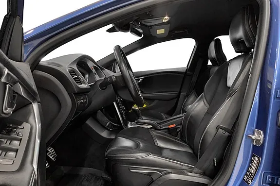 Volvo V40 2017 photo 5