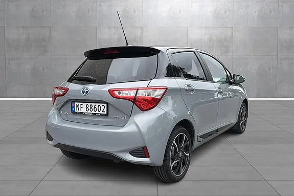 Toyota Yaris 2018 photo 5