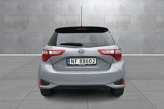 Toyota Yaris 2018 photo 4