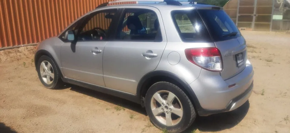 Suzuki Sx4 2010 photo 3