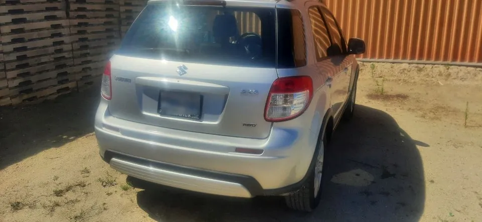 Suzuki Sx4 2010 photo 4