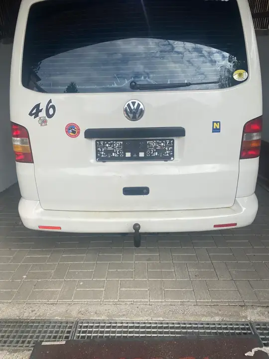 Volkswagen T5 2005 photo 2