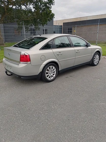 Opel Vectra 2005 photo 3