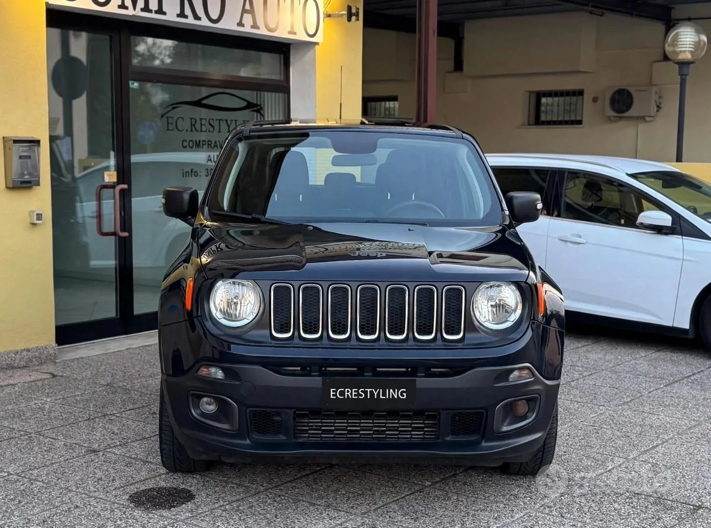Jeep Renegade 2018 photo 2