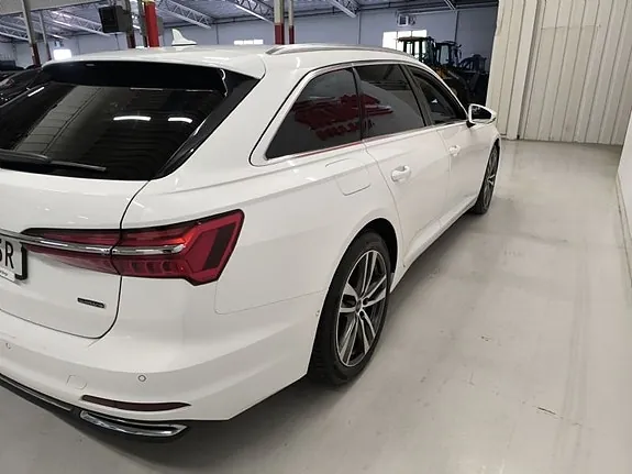 Audi A6 2023 photo 4