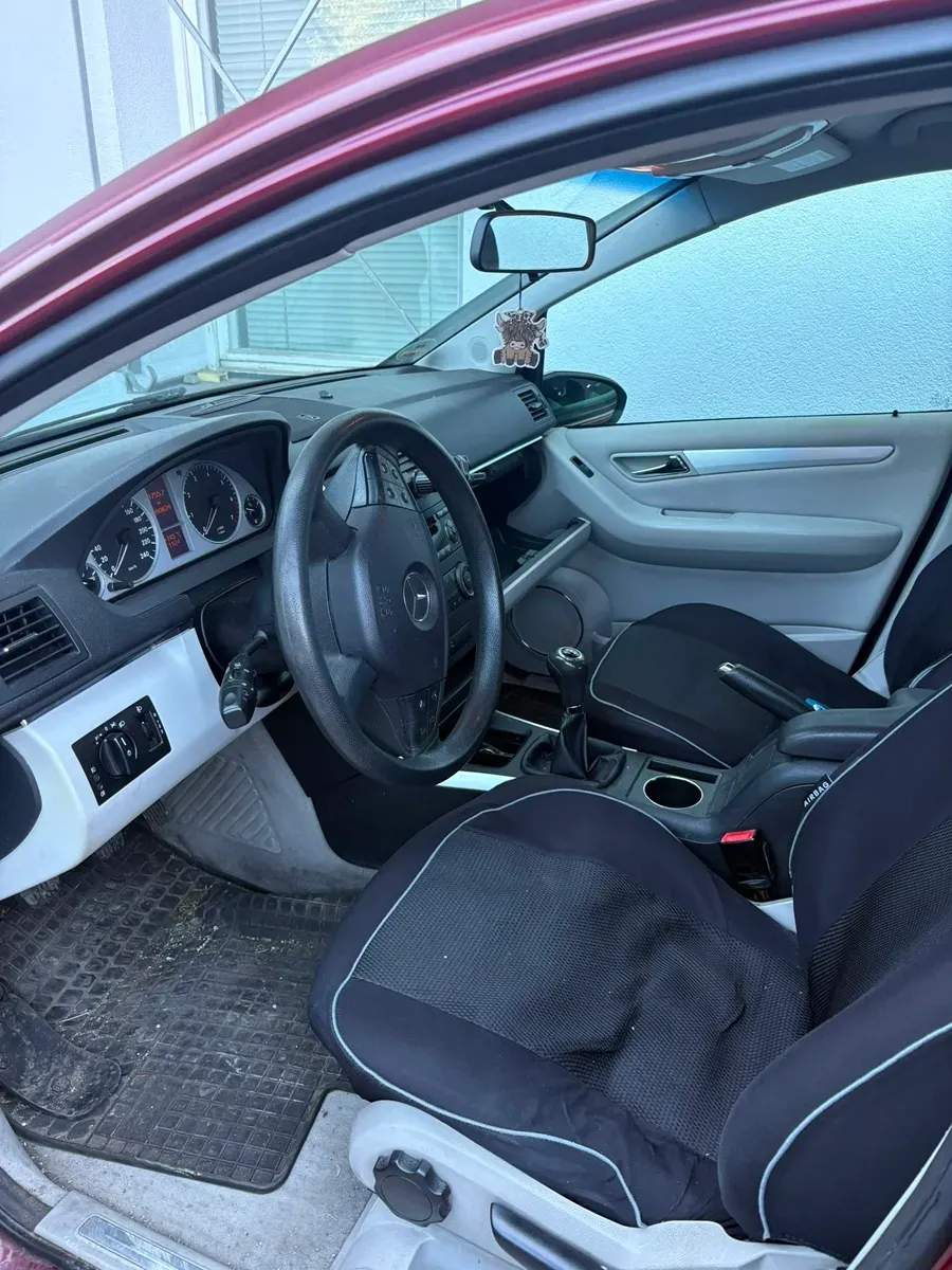 Mercedes-Benz B-Class 2006 photo 2