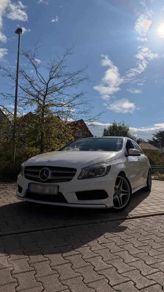 Mercedes-Benz A200