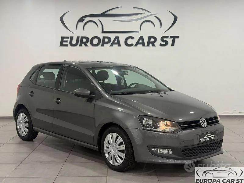 Volkswagen Polo 2013 photo 2
