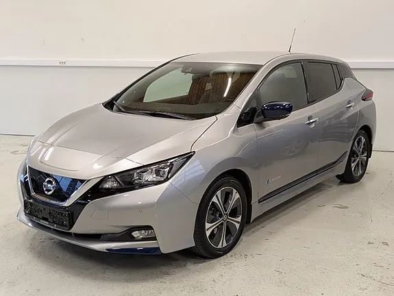 Nissan Leaf 2019 photo 2