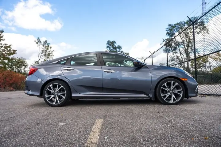 Honda Civic 2020 photo 4