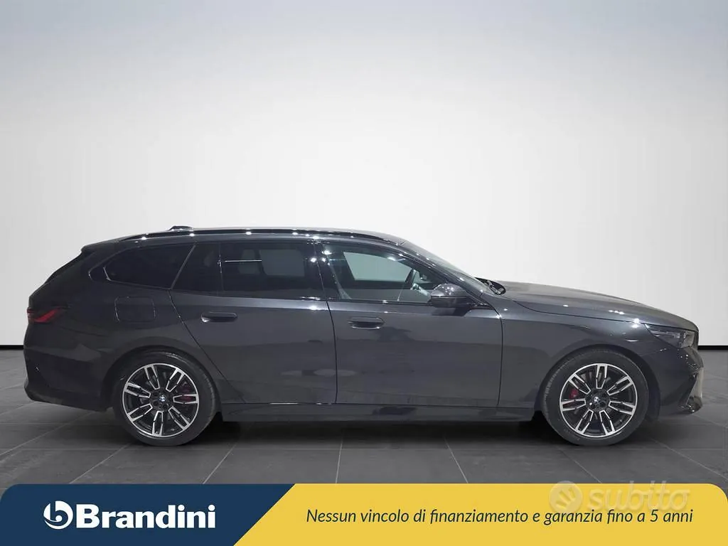 BMW 5 Series 2025 photo 5