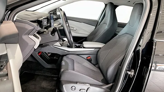 Ford Explorer 2026 photo 3