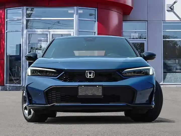 Honda Civic 2026 photo 2