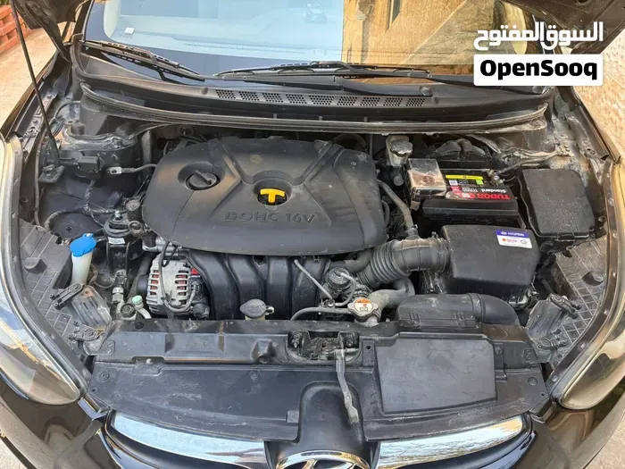 Hyundai Elantra 2012 photo 3