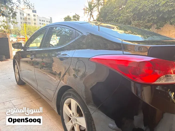 Hyundai Elantra 2012 photo 2