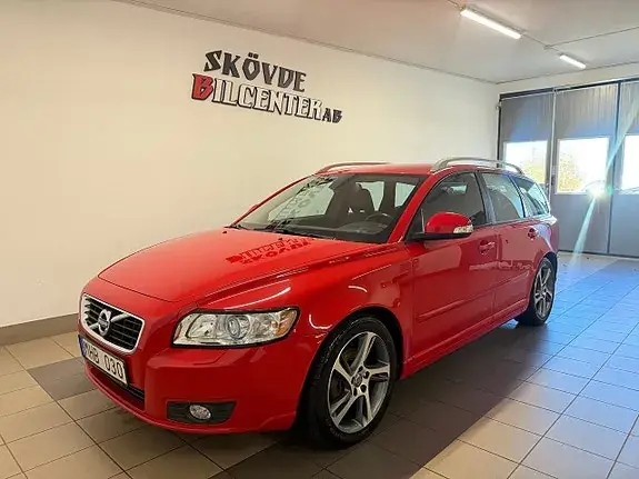Volvo V50 2012 photo 2