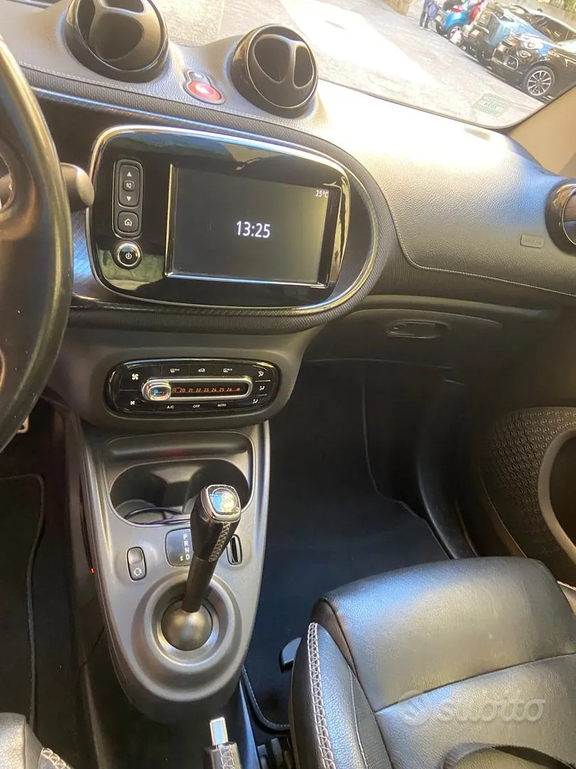 Smart Fortwo 2018 photo 4