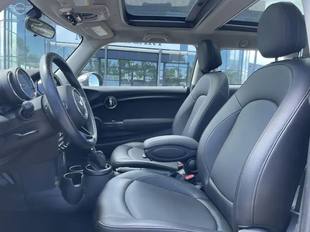 Mini Cooper Hardtop 2017 photo 3