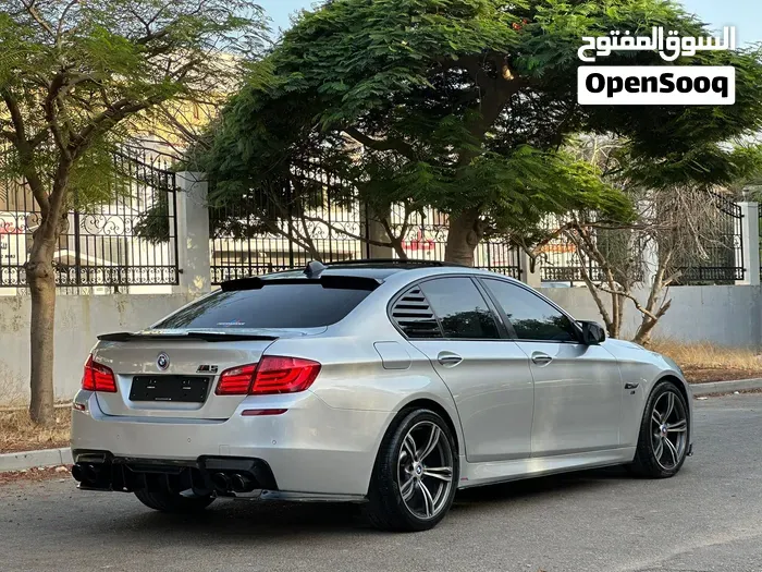 BMW 5 Series 2012 photo 3