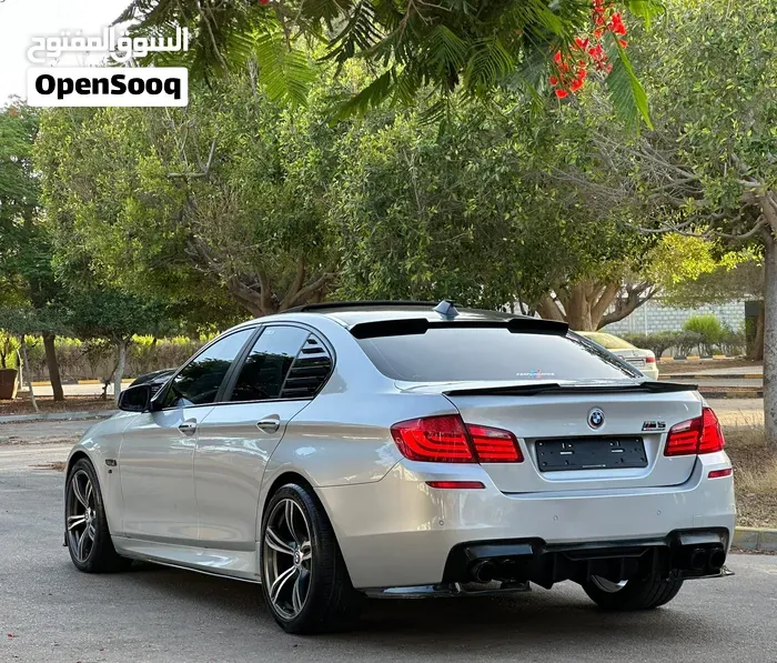 BMW 5 Series 2012 photo 4