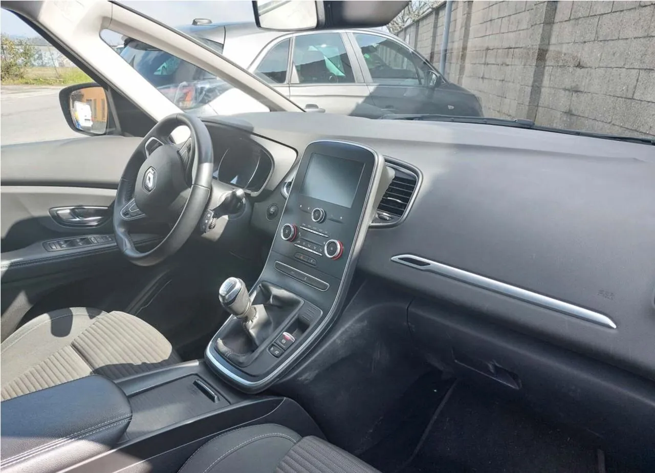 Renault Grand Scenic 2021 photo 4