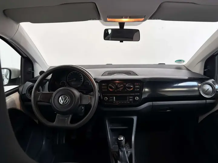 Volkswagen Up 2012 photo 3