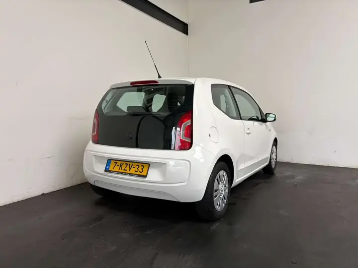 Volkswagen Up 2012 photo 2