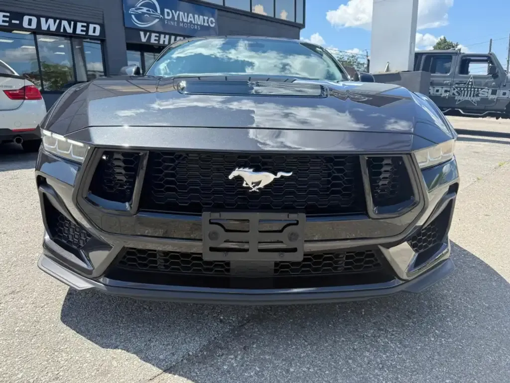 Ford Mustang 2024 photo 3