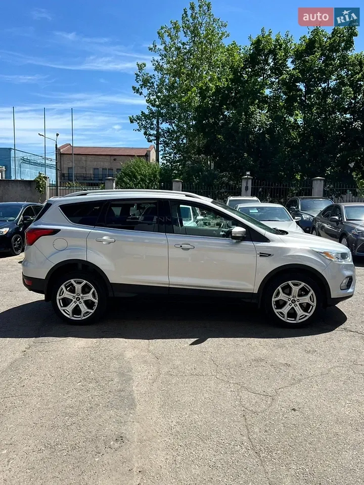 Ford Escape 2019 photo 5