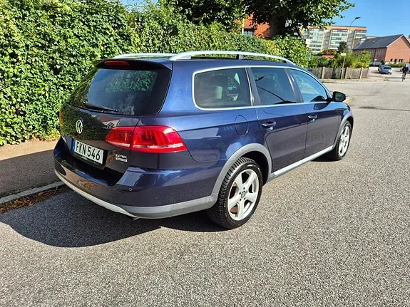Volkswagen Passat Alltrack 2014 photo 4
