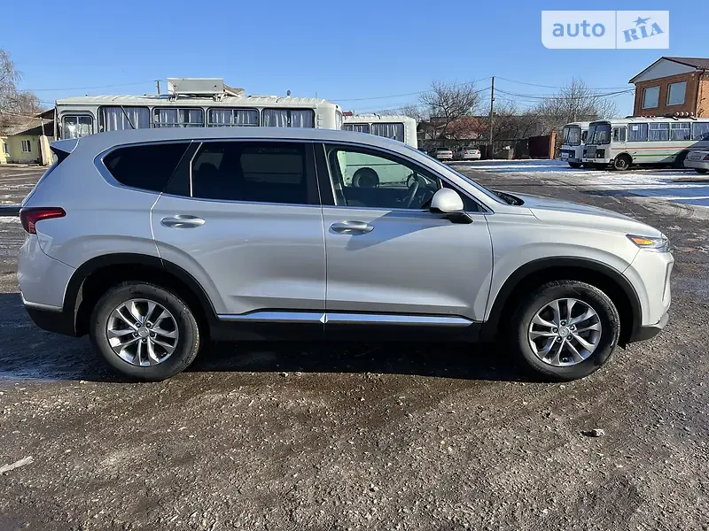 Hyundai Santa Fe 2019 photo 5