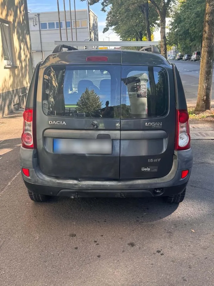 Dacia Logan