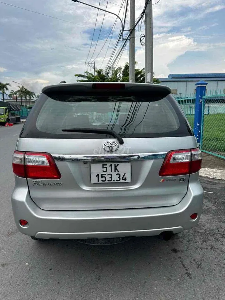 Toyota Fortuner 2010 photo 5
