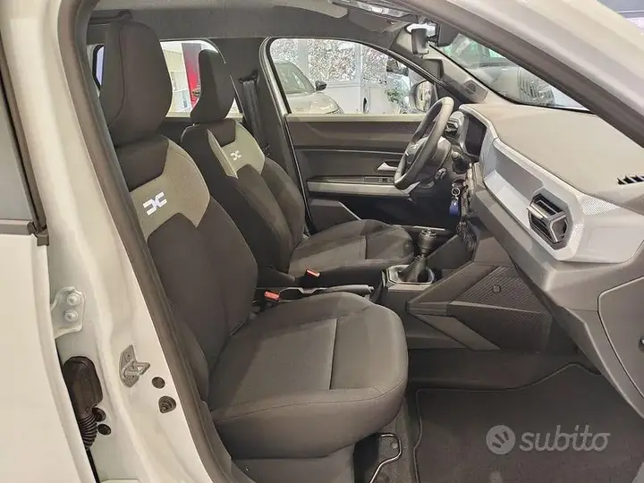 Dacia Duster 2026 photo 5