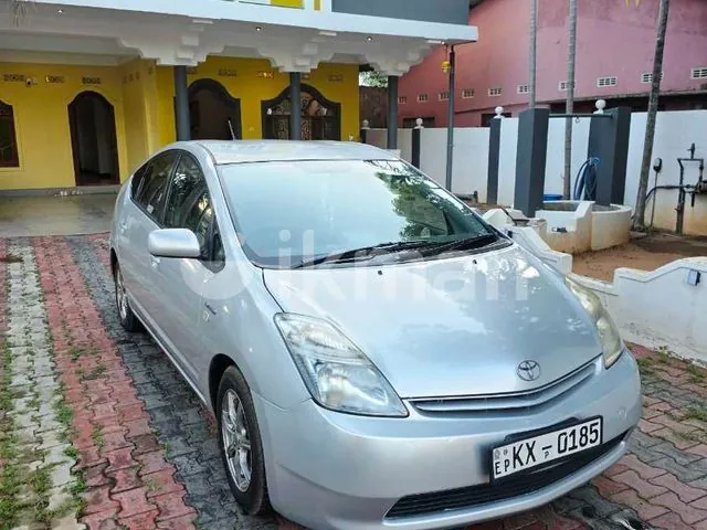 Toyota Prius 2011 photo 5
