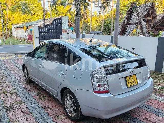 Toyota Prius 2011 photo 4