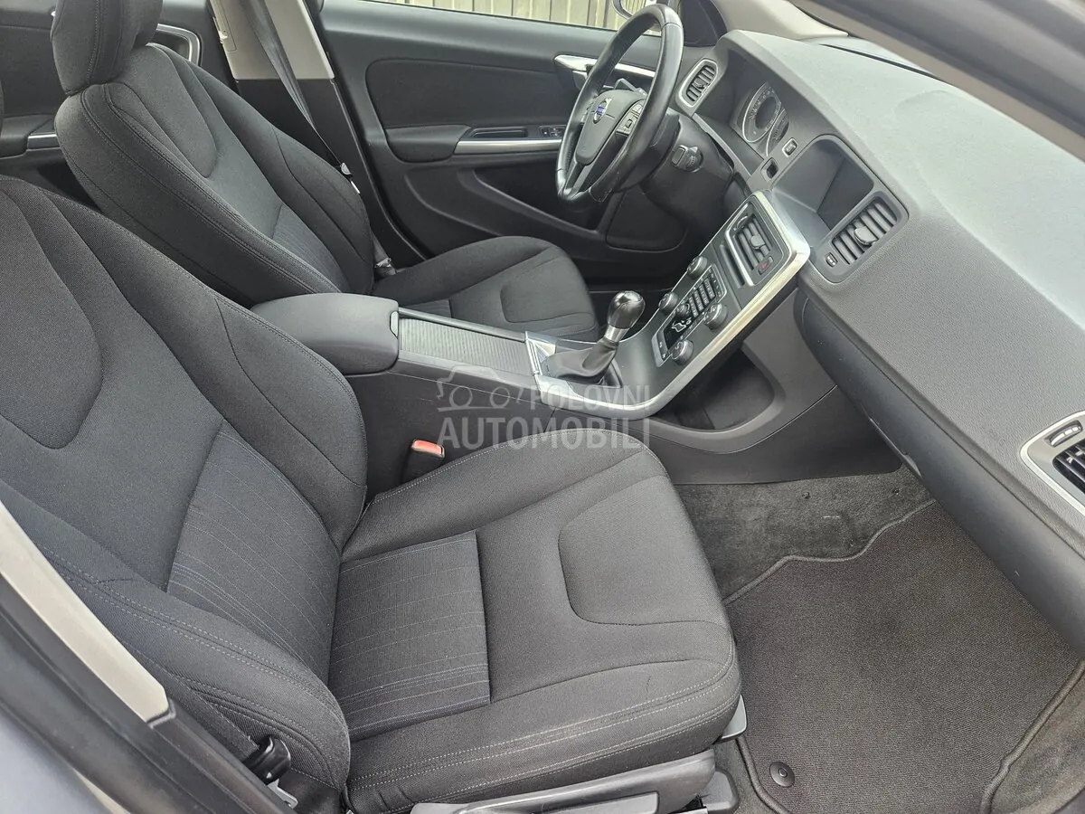 Volvo S60 2011 photo 5