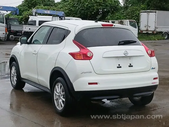 Nissan Juke 2011 photo 5