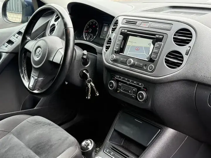 Volkswagen Tiguan 2015 photo 2