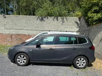 Opel Zafira 2015 photo 2